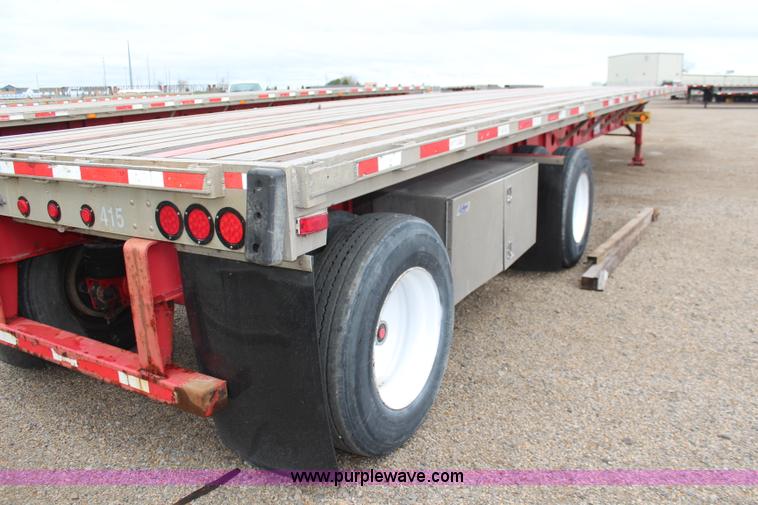 image for item K6838 2005 Transcraft Eagle flatbed trailer