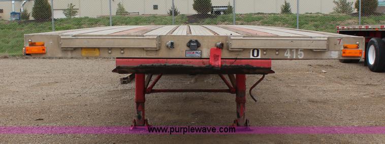 image for item K6838 2005 Transcraft Eagle flatbed trailer