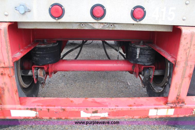 image for item K6838 2005 Transcraft Eagle flatbed trailer