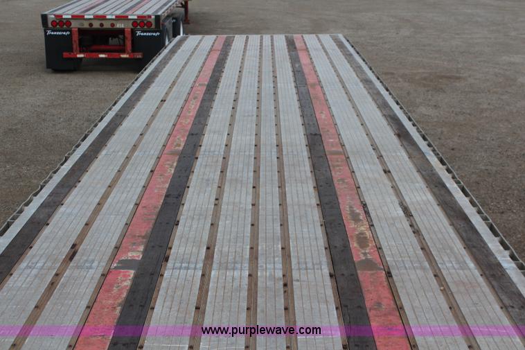 image for item K6838 2005 Transcraft Eagle flatbed trailer