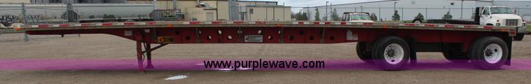 image for item K6839 2005 Transcraft Eagle flatbed trailer