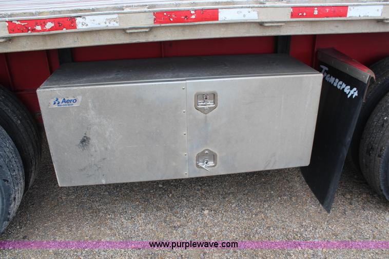 image for item K6839 2005 Transcraft Eagle flatbed trailer