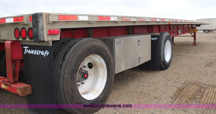 image for item K6840 2005 Transcraft Eagle flatbed trailer