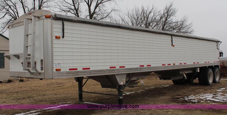 image for item K7167 2011 Timpte double hopper grain trailer
