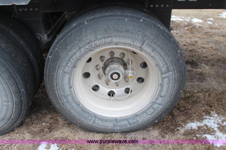 image for item K7167 2011 Timpte double hopper grain trailer