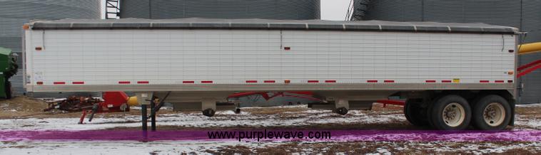 image for item K7169 1999 Timpte double hopper grain trailer