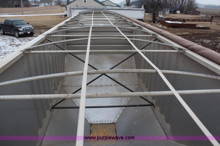 image for item K7170 2001 Jetco double hopper trailer