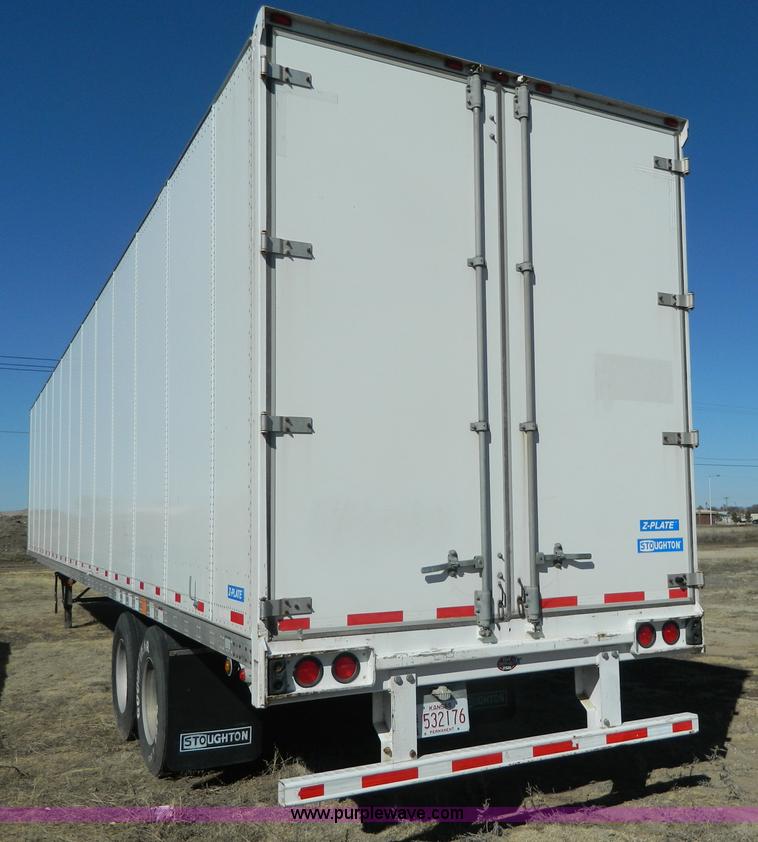 image for item K8012 2006 Stoughton dry van trailer
