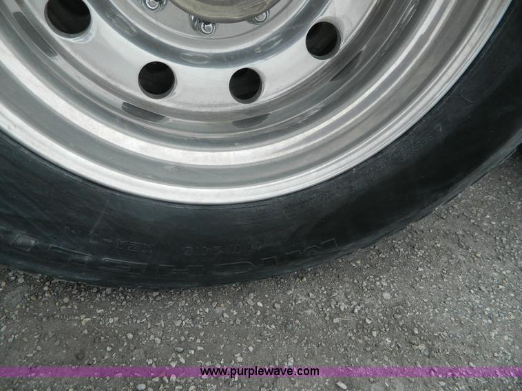 image for item K8014 2000 Kenworth W900L semi truck