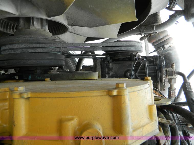 image for item K8014 2000 Kenworth W900L semi truck