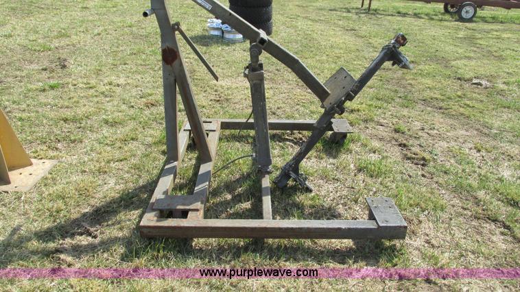 image for item AY9939 Assorted items