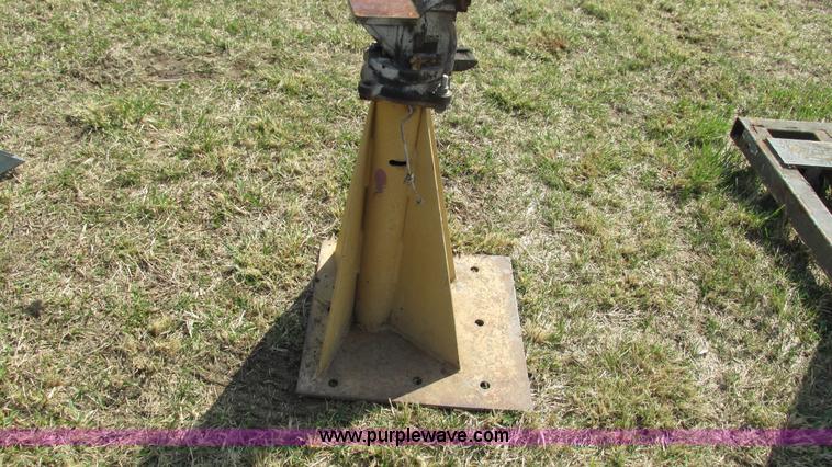 image for item AY9939 Assorted items