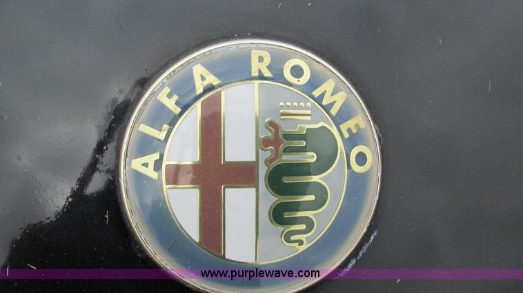 image for item AY9940 1992 Alfa Romeo Spider Veloce convertible