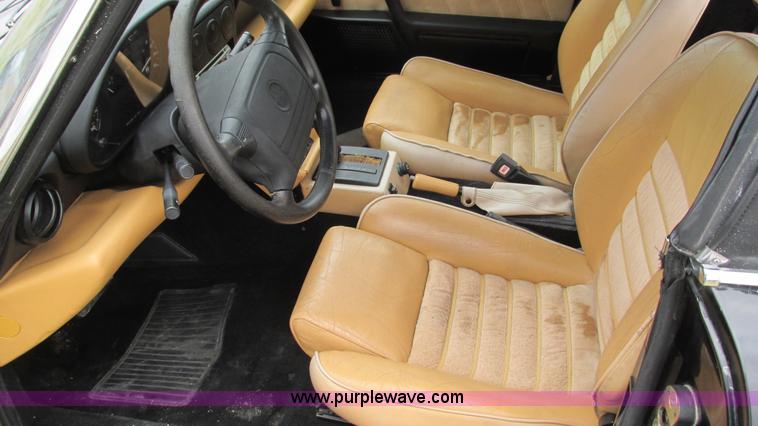 image for item AY9940 1992 Alfa Romeo Spider Veloce convertible