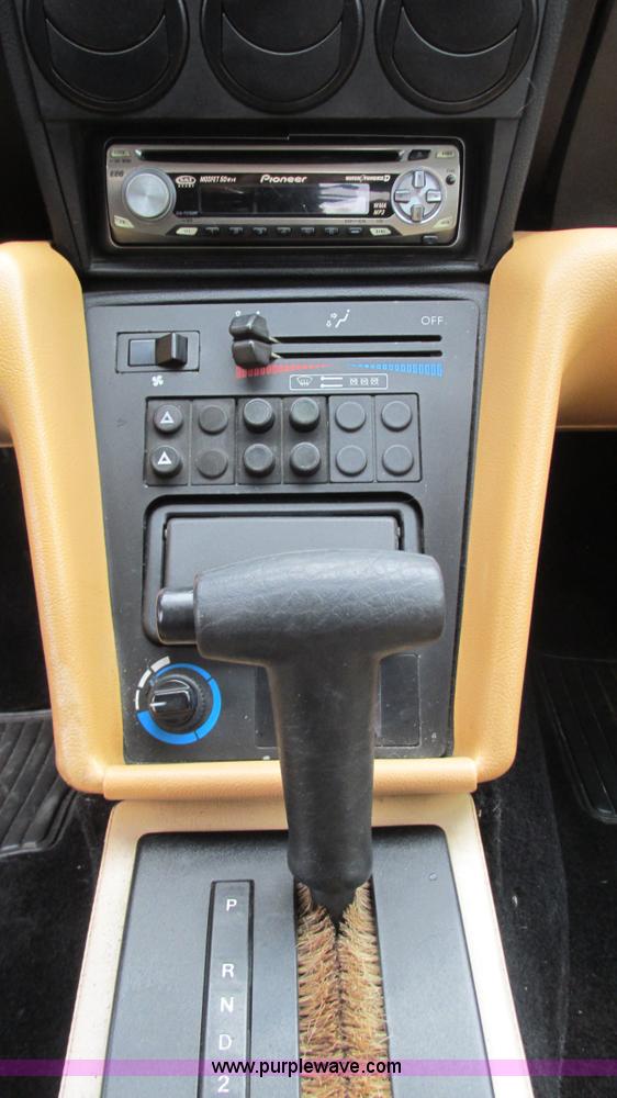 image for item AY9940 1992 Alfa Romeo Spider Veloce convertible