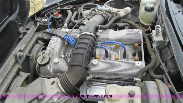 image for item AY9940 1992 Alfa Romeo Spider Veloce convertible