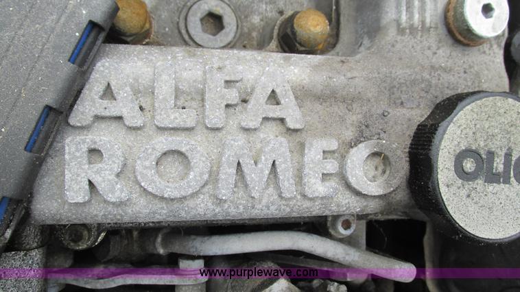 image for item AY9940 1992 Alfa Romeo Spider Veloce convertible