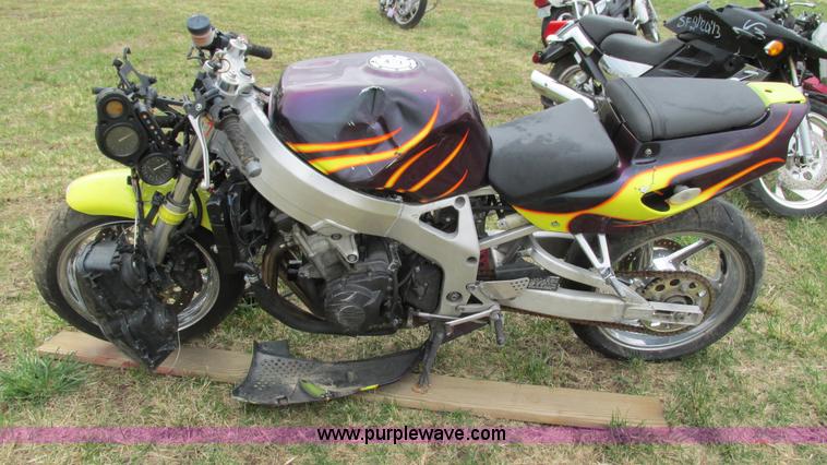 image for item AY9941 1996 Honda CBR900RR motorcycle