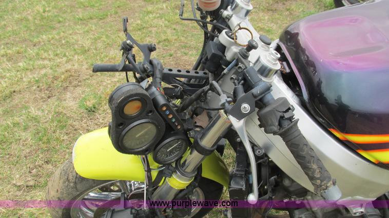 image for item AY9941 1996 Honda CBR900RR motorcycle