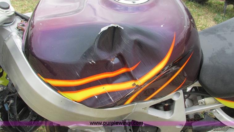 image for item AY9941 1996 Honda CBR900RR motorcycle