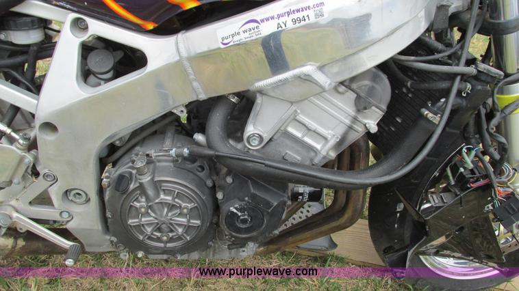 image for item AY9941 1996 Honda CBR900RR motorcycle