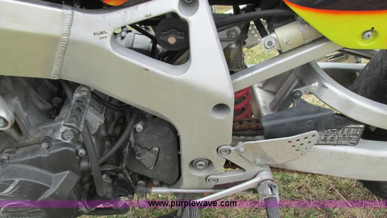 image for item AY9941 1996 Honda CBR900RR motorcycle