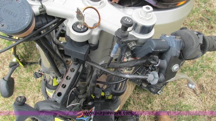 image for item AY9941 1996 Honda CBR900RR motorcycle