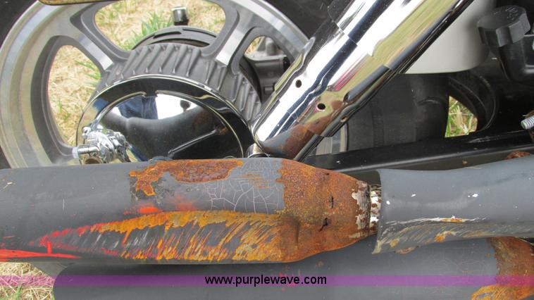 image for item AY9943 1997 Honda Shadow VT1100C motorcycle