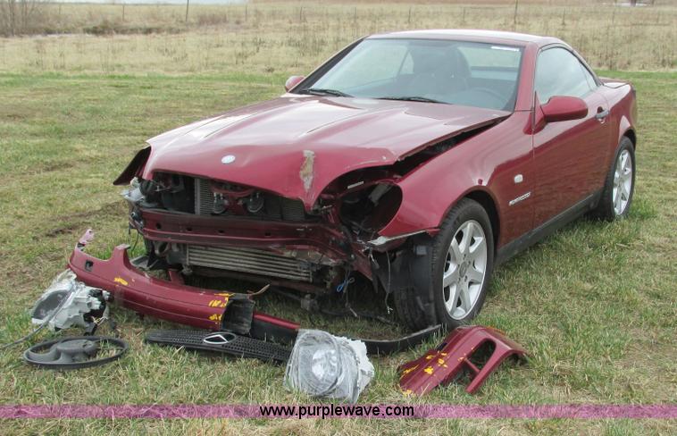 image for item AY9945 1999 Mercedes Benz SLK230 Kompressor convertible