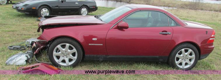 image for item AY9945 1999 Mercedes Benz SLK230 Kompressor convertible