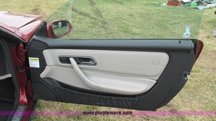 image for item AY9945 1999 Mercedes Benz SLK230 Kompressor convertible