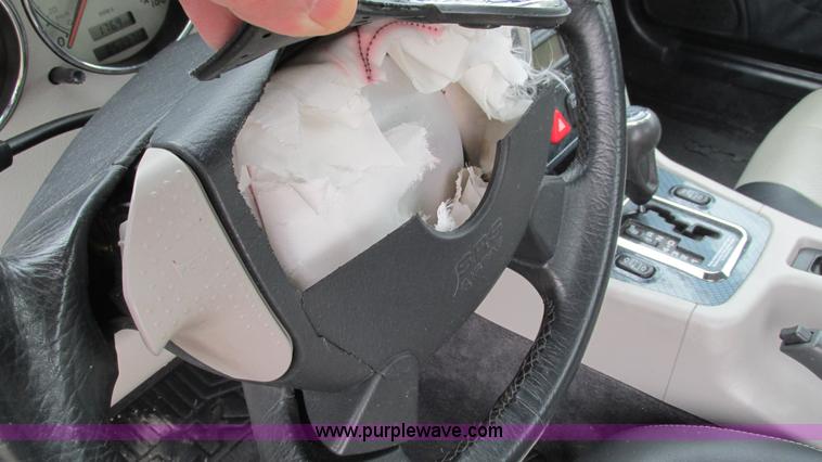 image for item AY9945 1999 Mercedes Benz SLK230 Kompressor convertible