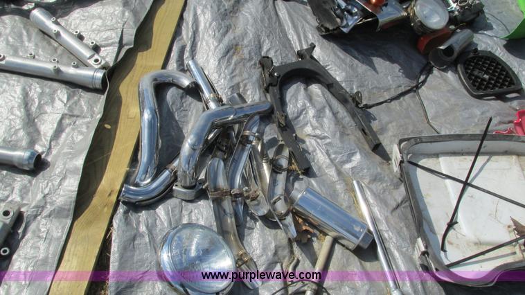 image for item AY9947 Assorted motorcycle parts