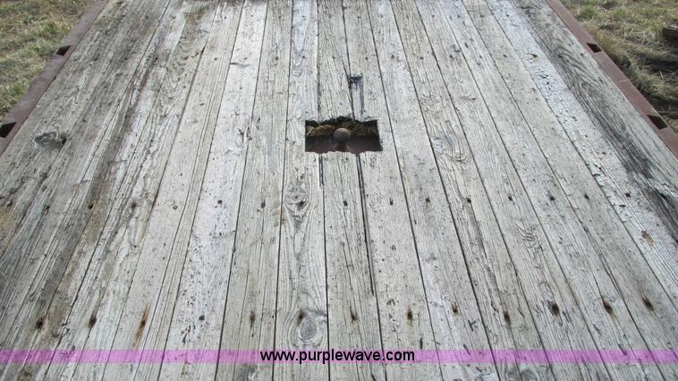 image for item AY9986 Omaha standard flatbed