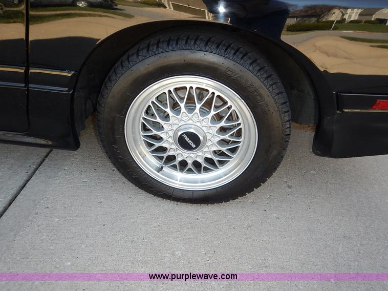 image for item BC9507 1991 Mazda RX-7 convertible