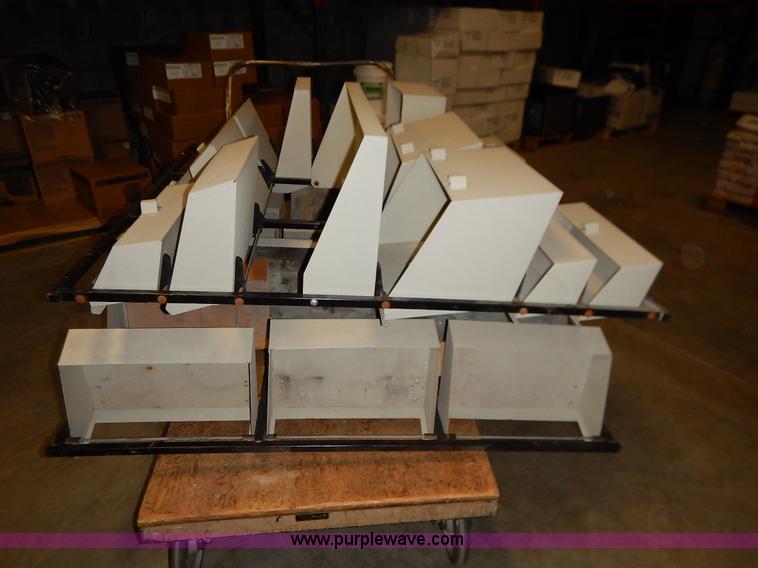 image for item BC9642 Assorted items