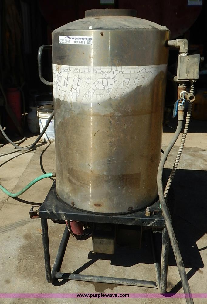 image for item BO9453 Hi-Flo steam pressure washer