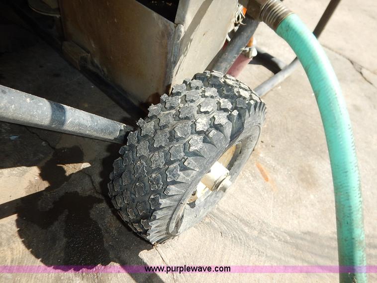 image for item BO9453 Hi-Flo steam pressure washer