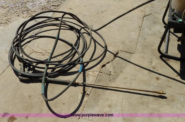 image for item BO9453 Hi-Flo steam pressure washer