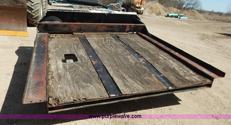 image for item BO9454 Tilt deck utility trailer