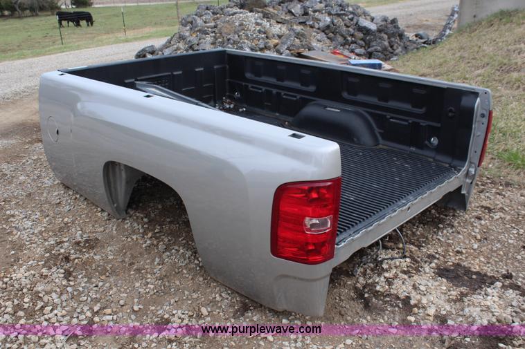 image for item BO9465 2008 Chevrolet 2500HD pickup truck bed