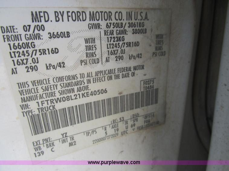 image for item D2328 2001 Ford F150 XLT pickup truck