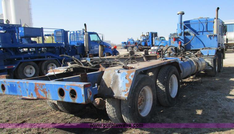 image for item D2351 1980 Kenworth K100 semi truck