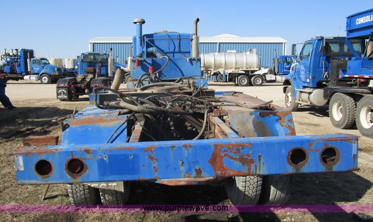 image for item D2351 1980 Kenworth K100 semi truck