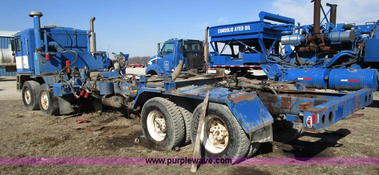 image for item D2351 1980 Kenworth K100 semi truck