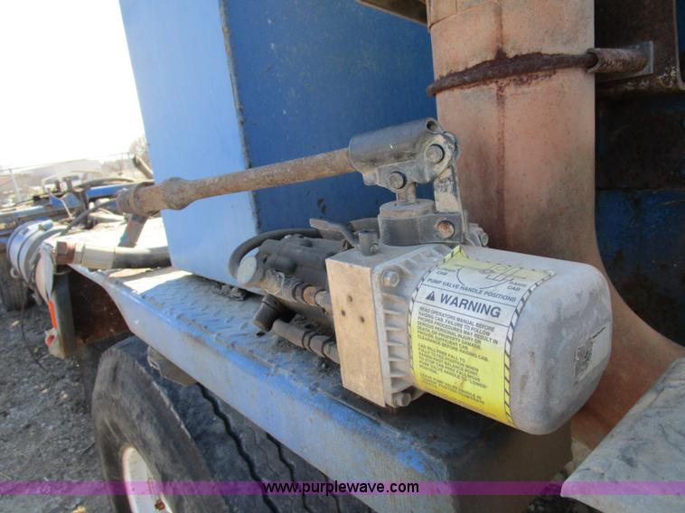 image for item D2351 1980 Kenworth K100 semi truck