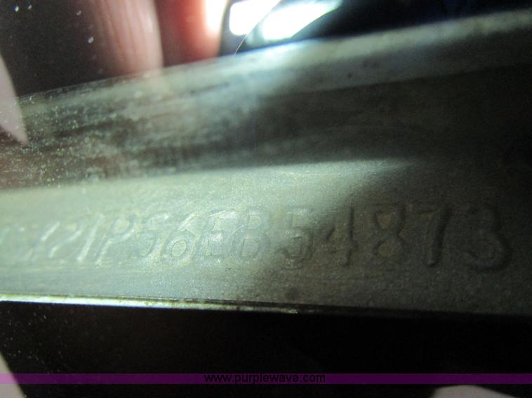 image for item D2393 2006 Ford F250 Super Duty XLT pickup truck