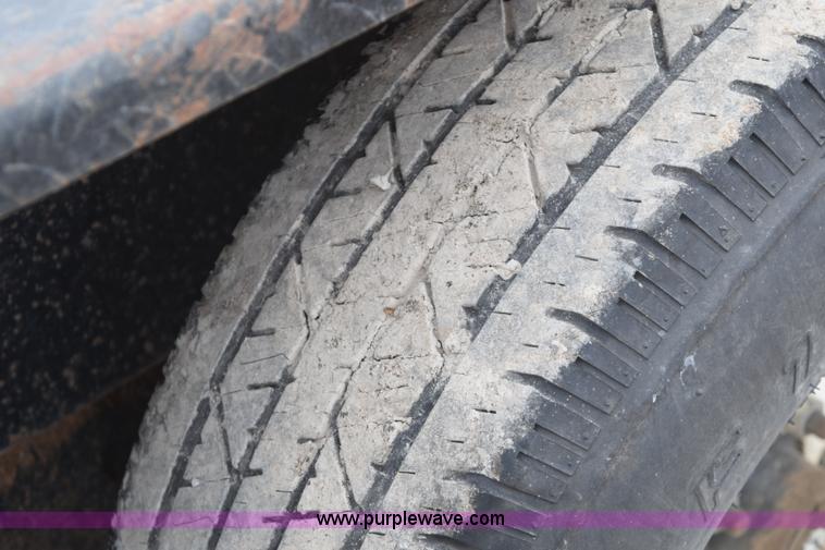 image for item E6226 1998 Homemade flatbed trailer