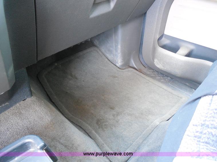 image for item E6309 2011 Ford F150 SuperCrew pickup truck