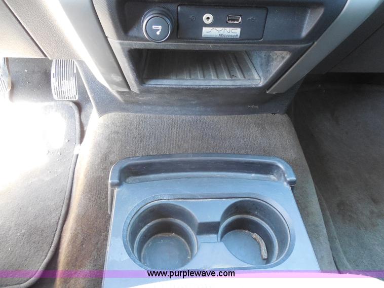 image for item E6309 2011 Ford F150 SuperCrew pickup truck